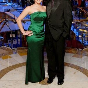 Emerald Green Dress/Evening Gown